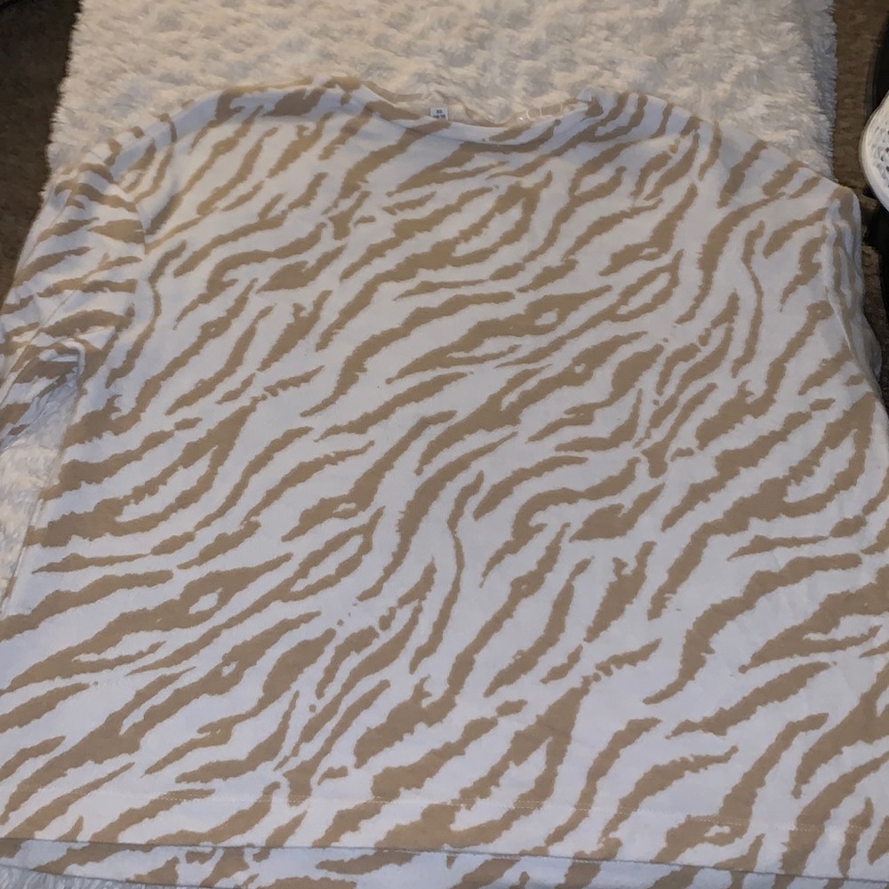 Tan and white “tiger” striped shirt